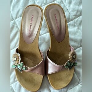 High heeled sandals with sequin appliqué size 7